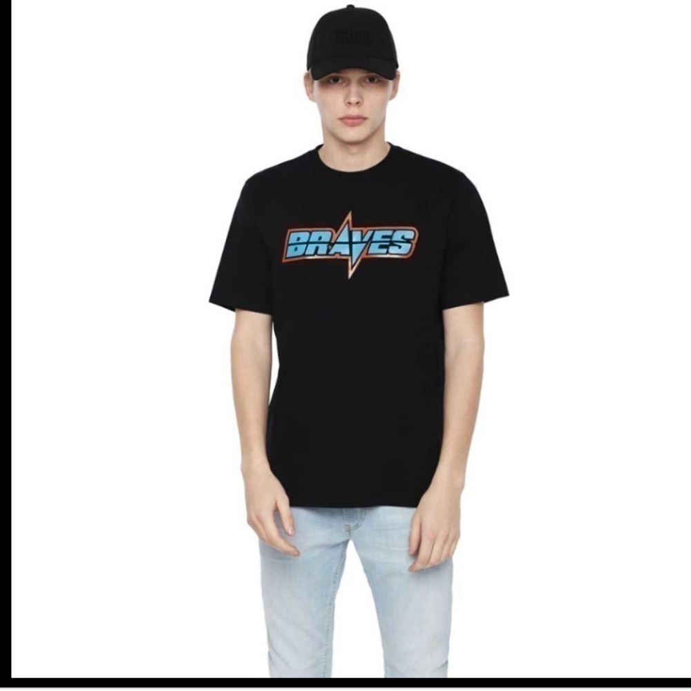 𝅺NEW WITH TAGS Diesel Tshirt Braves